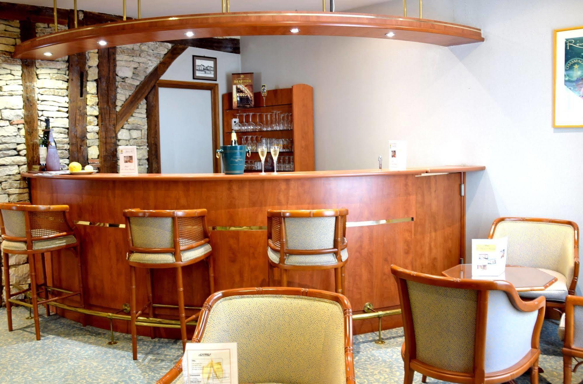 Logis Le Saint Nicolas Bar-sur-Aube Dış mekan fotoğraf